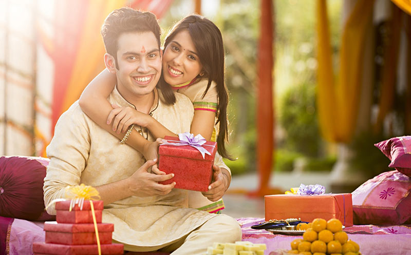 Thoughtful Rakhi Gifts for your sister.