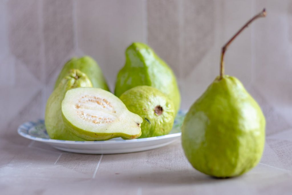 Wellhealthorganic.Com:5-Amazing-Health-Benefits-Of-Guava