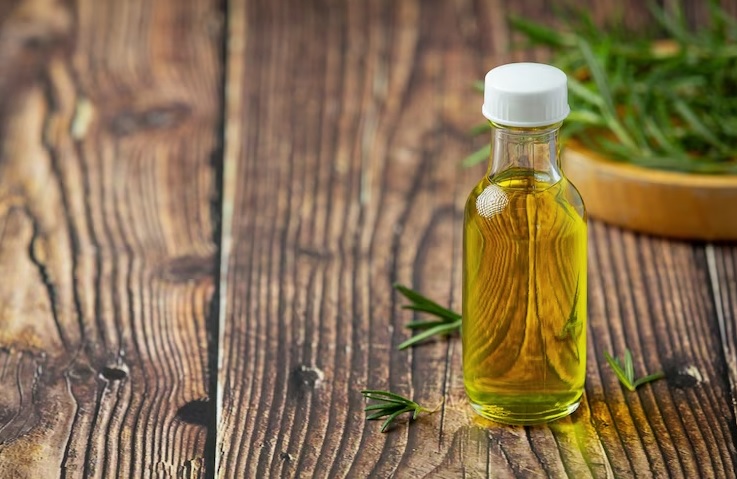 wellhealthorganic.com:health-benefits-and-side-effects-of-oil-of-oregano