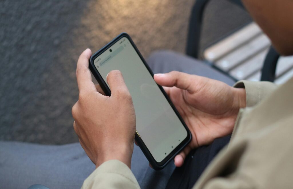 Small Online Behaviours